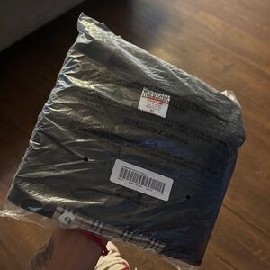 Supreme Burberry Box Logo Xlarge